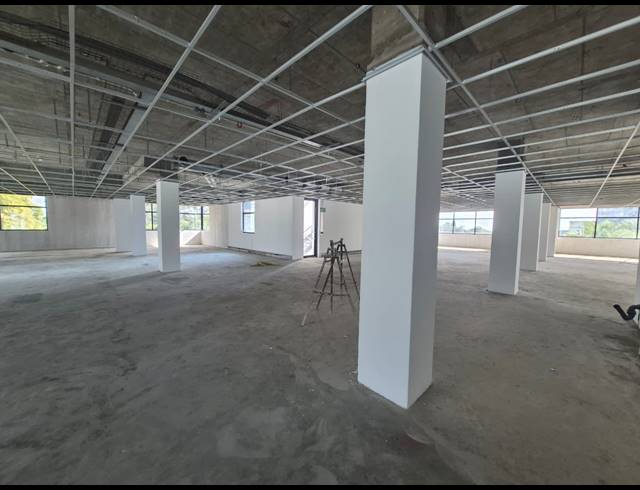 1,679M² OFFICE TO LET IN SANDTON CENTRAL